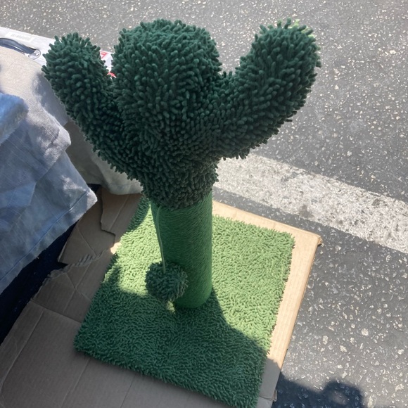 Cat tree scratcher - Picture 6 of 12